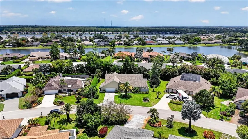 2278  ROYAL  LN, Naples, FL 34112