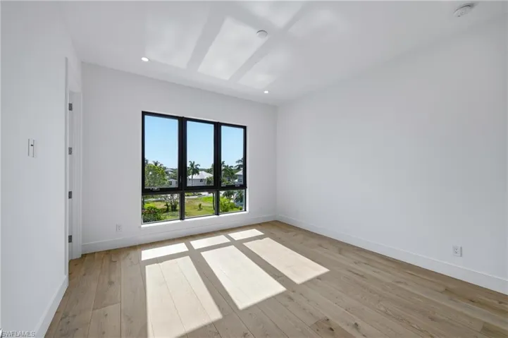 1286  Belaire  CT, Naples, FL 34110