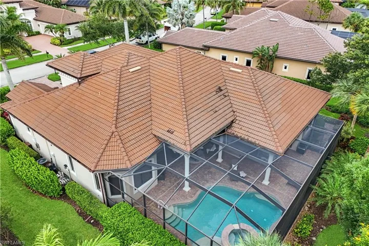 9002 Shenendoah Cir, Naples, Florida 34113