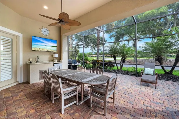 9002 Shenendoah Cir, Naples, Florida 34113