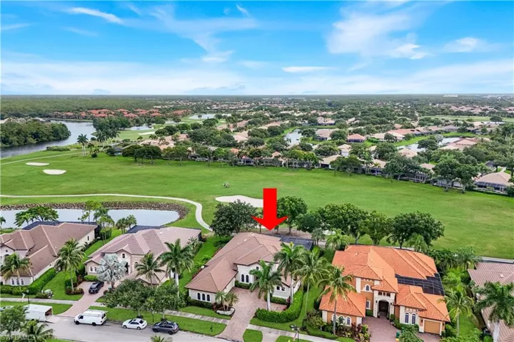 9002 Shenendoah Cir, Naples, Florida 34113