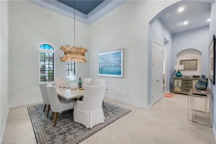 9002 Shenendoah Cir, Naples, Florida 34113