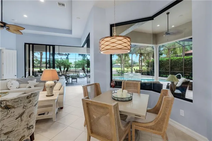 9002 Shenendoah Cir, Naples, Florida 34113