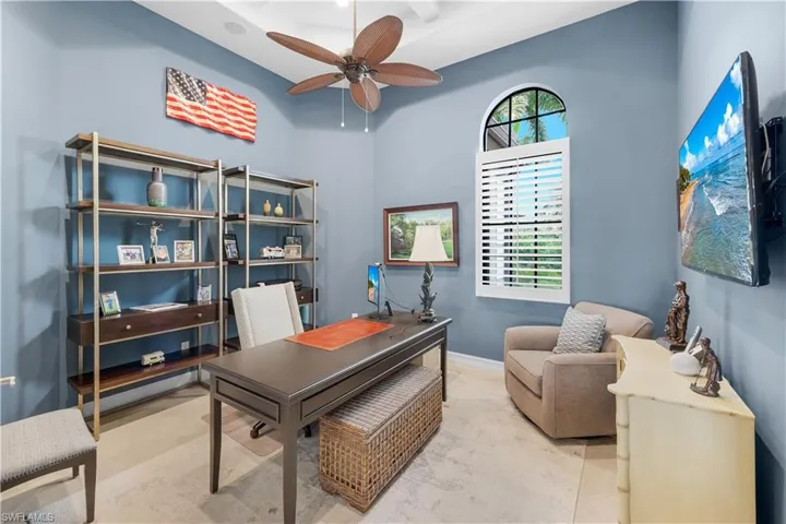 9002 Shenendoah Cir, Naples, Florida 34113
