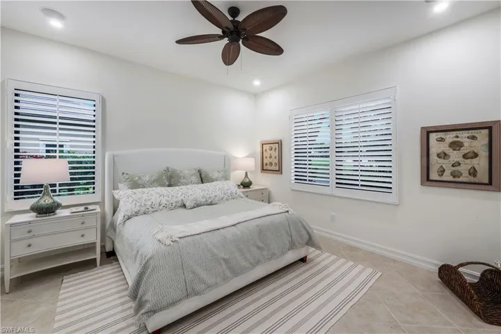 9002 Shenendoah Cir, Naples, Florida 34113
