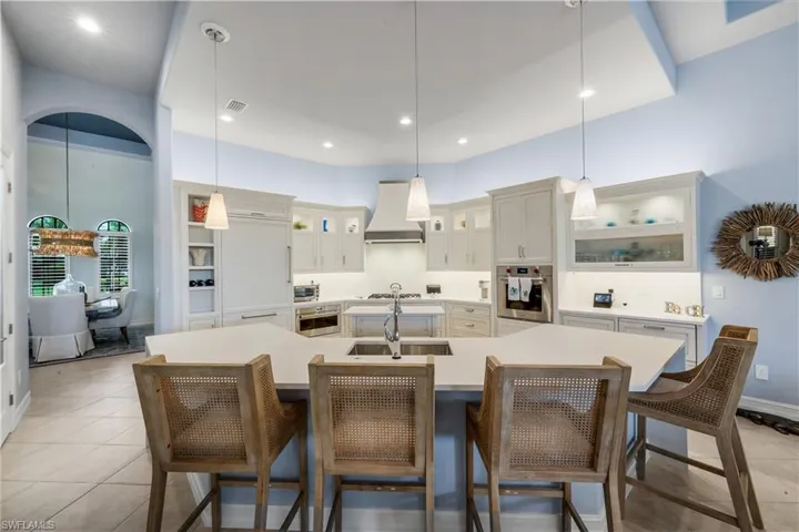 9002 Shenendoah Cir, Naples, Florida 34113