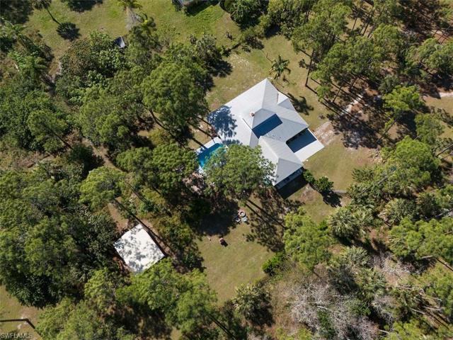 2860 2nd ST NE, NAPLES FL 34120