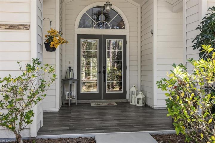 2860 2nd ST NE, NAPLES FL 34120