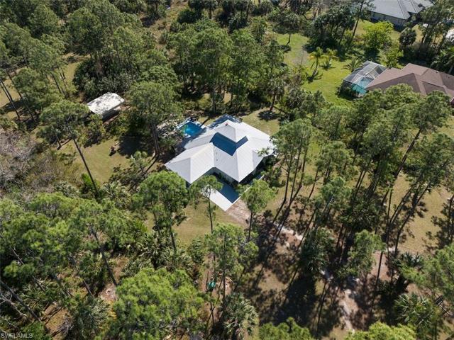 2860 2nd ST NE, NAPLES FL 34120
