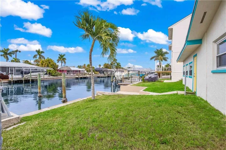 Your private slice of Matlacha paradise with direct water access.