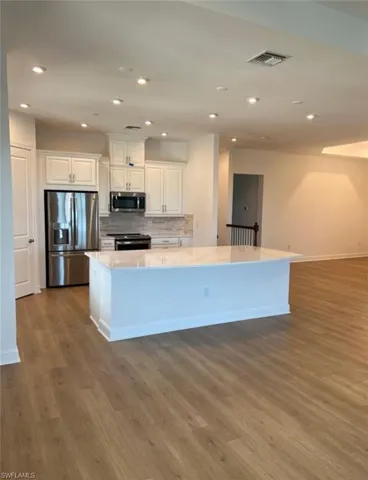 15257  Zeno  WAY, Naples, FL 34114