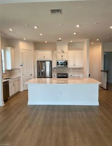 15257  Zeno  WAY, Naples, FL 34114