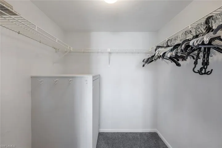 Walk in closet