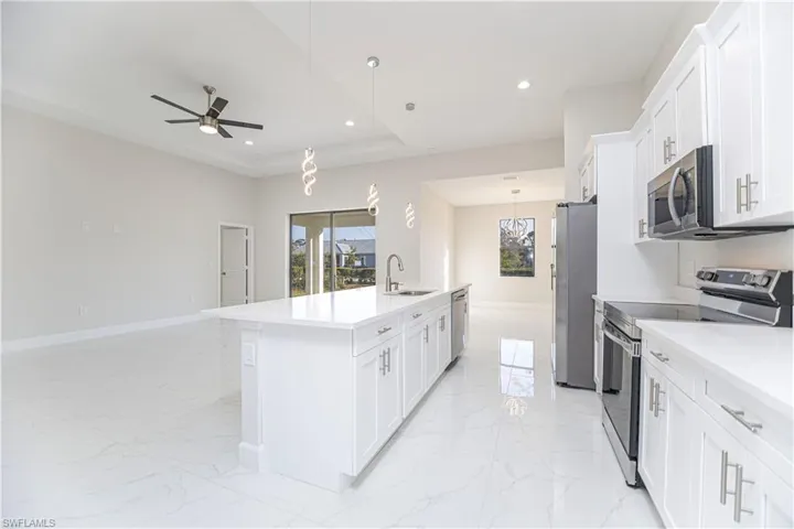 2609  49th W ST, Lehigh Acres, FL 33971