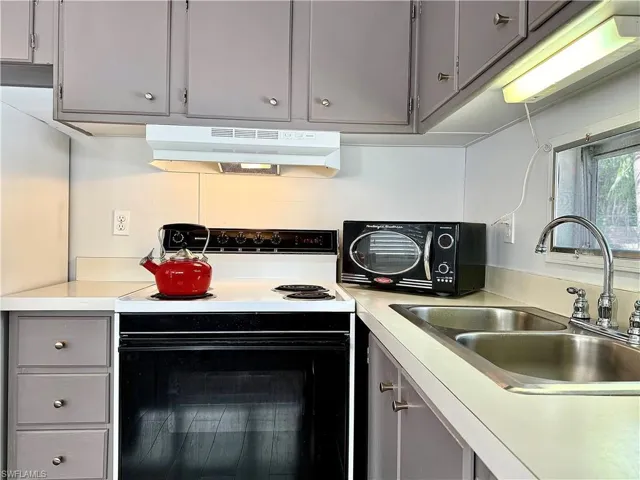 151 Cheetah Dr 151, Naples, Florida 34114