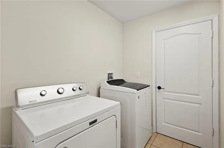 2313 NW 25th  TER, Cape Coral, FL 33993