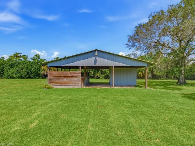 1131 10th Ave Ne, Naples, Florida 34120
