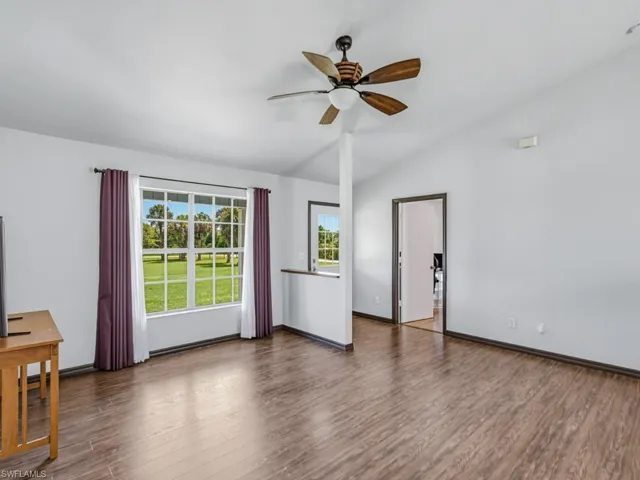 1131 10th Ave Ne, Naples, Florida 34120
