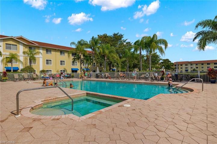 8224  Key Royal  CIR, Naples, FL 34119