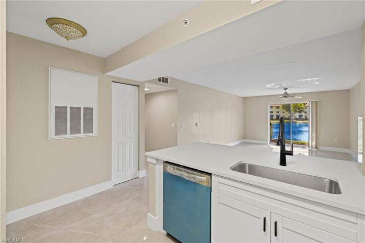8224  Key Royal  CIR, Naples, FL 34119