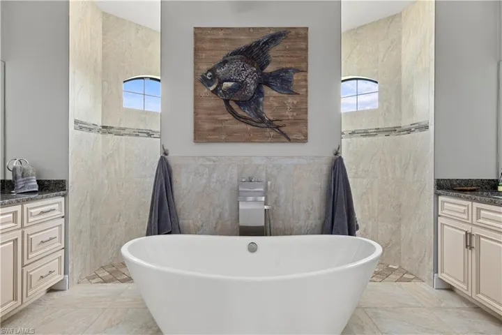 Soaking Tub & Tiled Floors