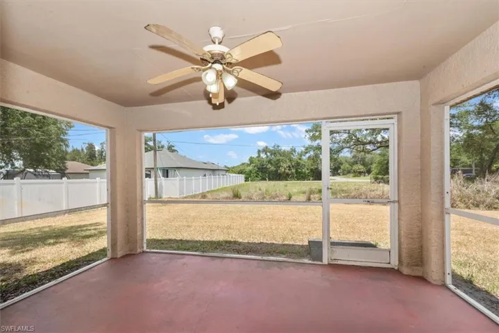 Rear lanai