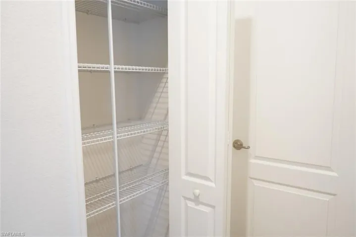 2179 Vermont Ln, Naples, Florida 34120