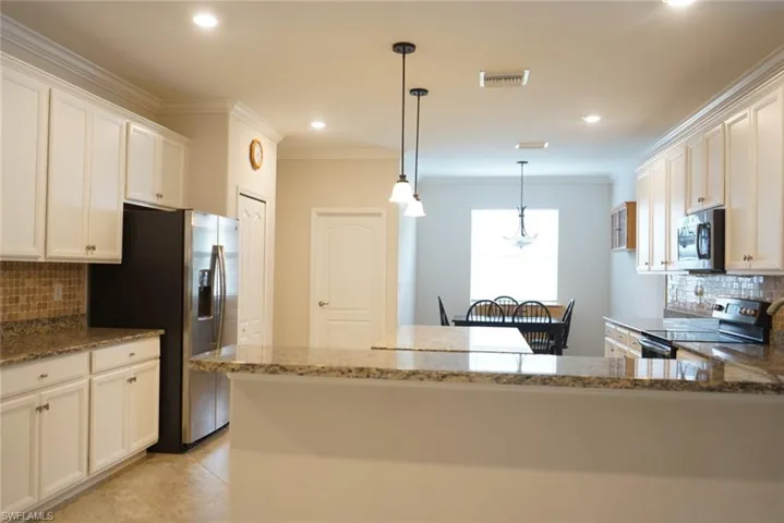 2179 Vermont Ln, Naples, Florida 34120