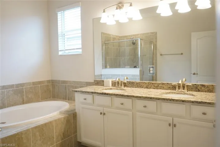 2179 Vermont Ln, Naples, Florida 34120