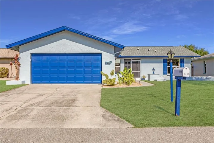 9768  Deerfoot  DR, Fort Myers, FL 33919