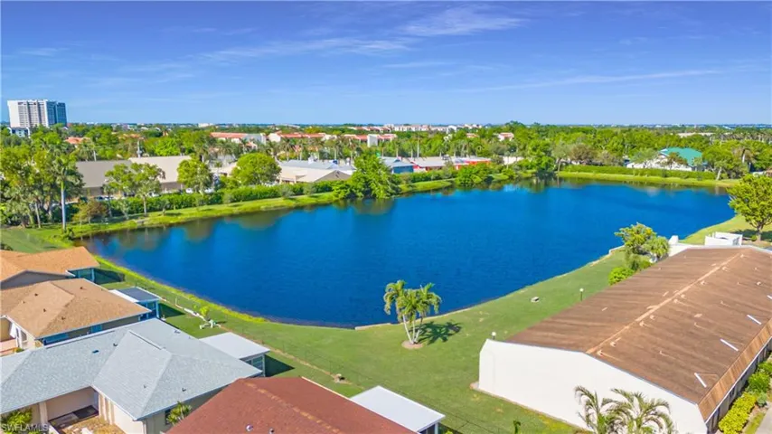 9768  Deerfoot  DR, Fort Myers, FL 33919