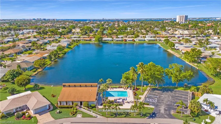 9768  Deerfoot  DR, Fort Myers, FL 33919