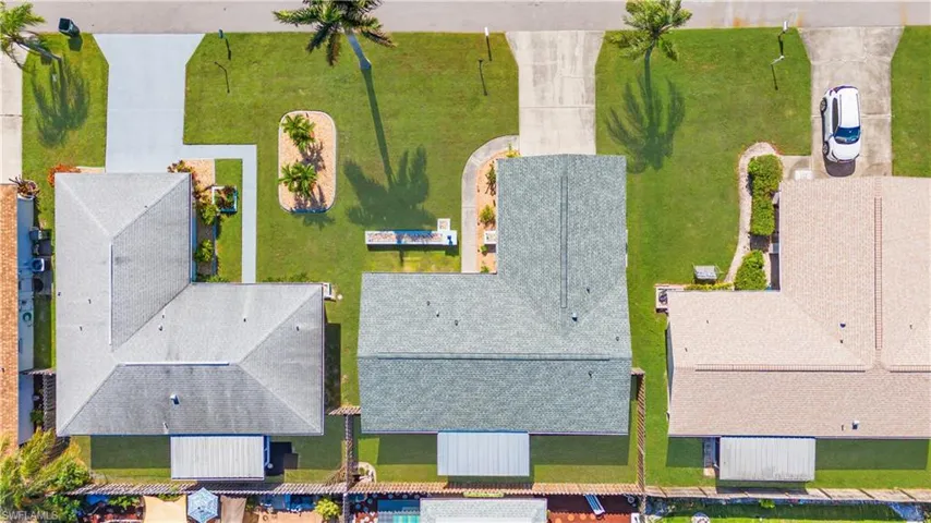 9768  Deerfoot  DR, Fort Myers, FL 33919