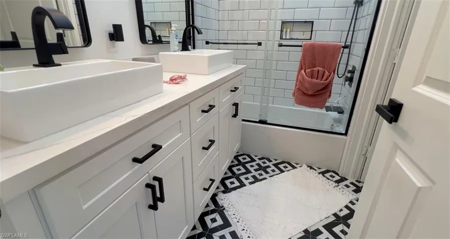 1901 Par Dr, Naples Fl 34120