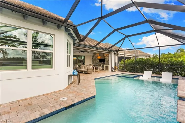 8754 Calypso Ct, Naples, Florida 34112