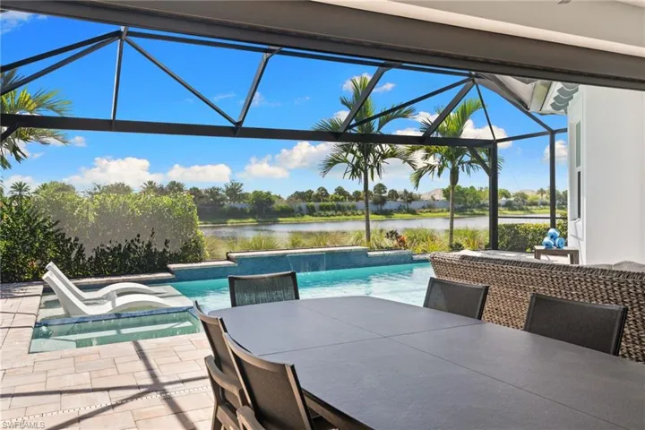 8754 Calypso Ct, Naples, Florida 34112