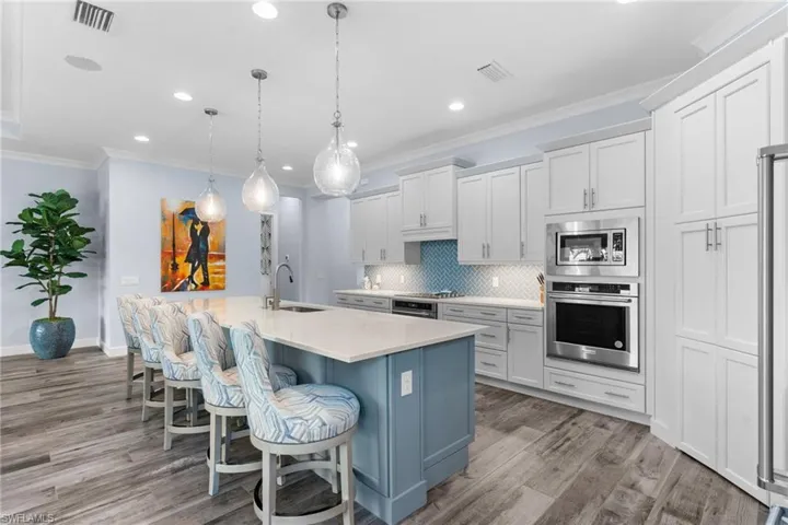 8754 Calypso Ct, Naples, Florida 34112