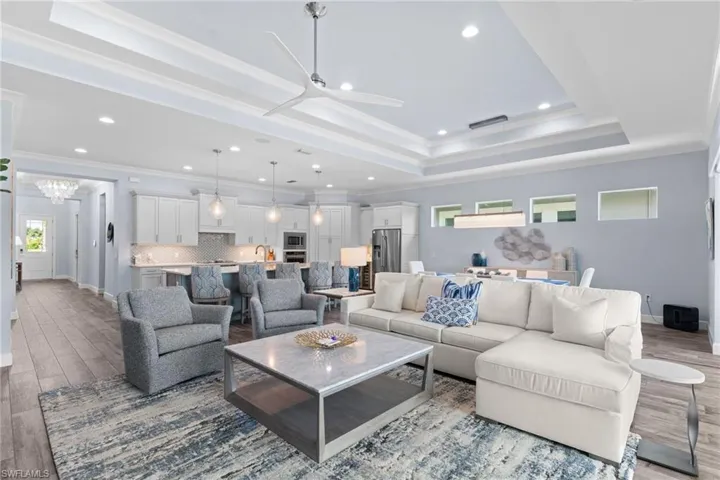 8754 Calypso Ct, Naples, Florida 34112