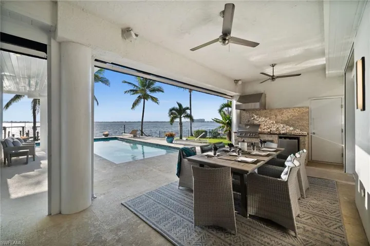 5625 Riverside Dr, Cape Coral, Florida 33904