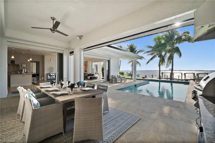 5625 Riverside Dr, Cape Coral, Florida 33904
