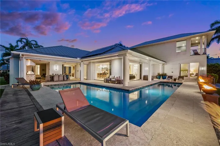 5625 Riverside Dr, Cape Coral, Florida 33904