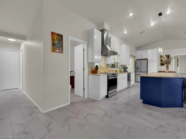 Dining Area & Hallway to Guest Bedrooms