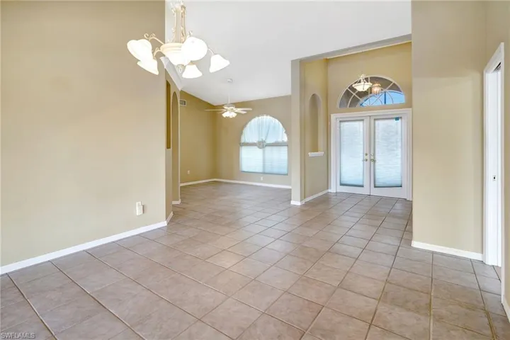 1212 SE 15th  TER, Cape Coral, FL 33990