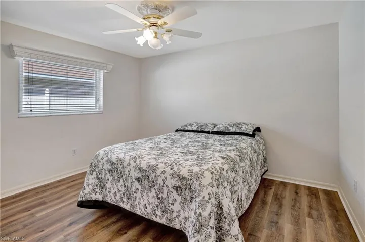 1212 SE 15th  TER, Cape Coral, FL 33990