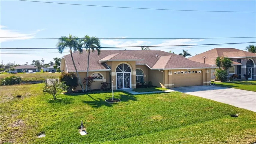 1212 SE 15th  TER, Cape Coral, FL 33990