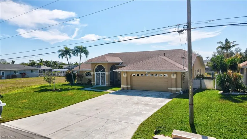 1212 SE 15th  TER, Cape Coral, FL 33990