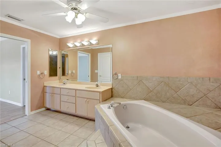 1212 SE 15th  TER, Cape Coral, FL 33990
