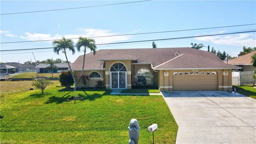 1212 SE 15th  TER, Cape Coral, FL 33990
