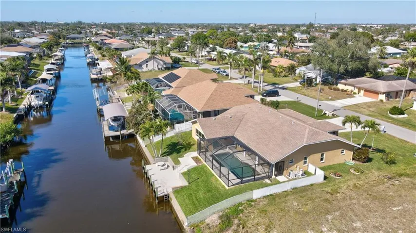 1212 SE 15th  TER, Cape Coral, FL 33990