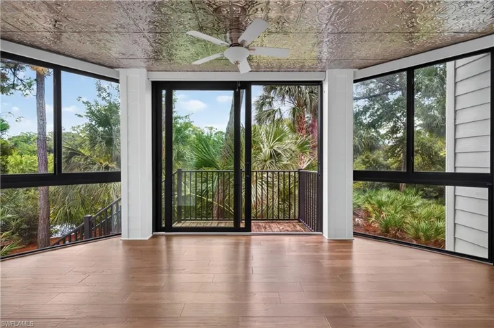 27008 Oakwood Lake Dr, Bonita Springs, Florida 34134